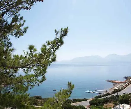 מלון דירות Cretan Village 4*