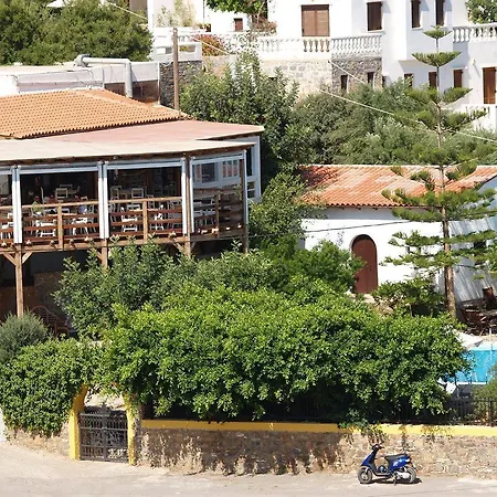 Cretan Village Aparthotel 4*