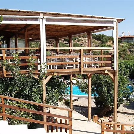מלון דירות Cretan Village