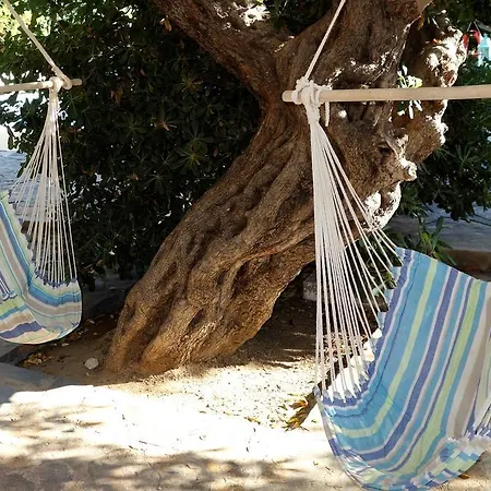 מלון דירות Cretan Village 4*